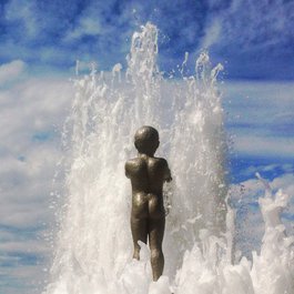 Olympic Sculpture Park, Seattle Photo #2 by Peter Bjork from flickr
