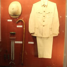 Ho Chi Minh Museum, Hà Noi (Hanoi) Photo #2 by Gary Todd from flickr