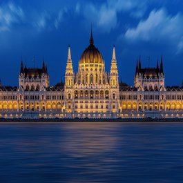 Budapest, Hungary Photo #3 by Walkerssk from pixabay
