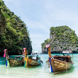 Phuket, Thailand Photo #1 by Michelle_Raponi from pixabay