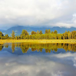 Lake Matheson, New Zealand Photo #4 by sharonang from pixabay