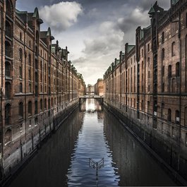Speicherstadt, Hamburg Photo #9 by fradellafra from pixabay