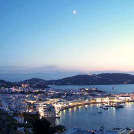 Mykonos, Greece Photo #1 by PublicDomainPictures from pixabay