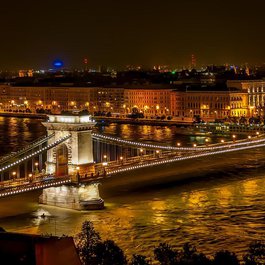 Budapest, Hungary Photo #2 by 12019 from pixabay