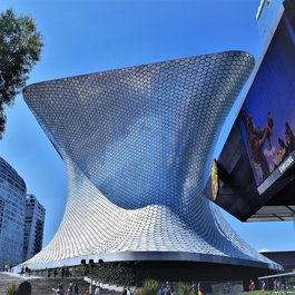Soumaya Museum, Mexico City Photo #5 by mochilazocultural from pixabay