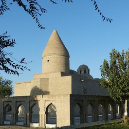 Uzbekistan itinerary, Chashma-ayub Mausoleum