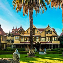 Winchester Mystery House, San Jose Photo #2 by egorshitikov from pixabay