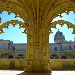 Jerónimos Monastery, Lisbon Photo #1 by LoggaWiggler from pixabay