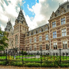 Amsterdam Museum, Amsterdam Photo #2 by user32212 from pixabay