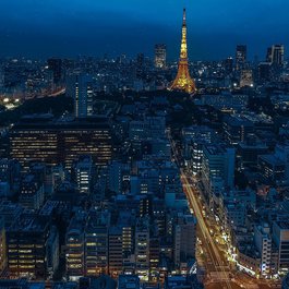Tokyo Tower, Tokyo Photo #1 by Walkerssk from pixabay