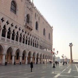St. Mark's Square, Venezia Photo #4 by photosforyou from pixabay