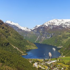Geirangerfjord, Norway Photo #1 by Skybluesrich from pixabay