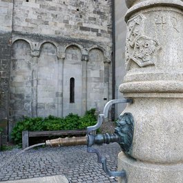 Niederdorf, Zürich Photo #8 by photosforyou from pixabay