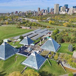 Muttart Conservatory, Edmonton Photo #1 by johnnyfly from pixabay