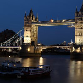 Tower Bridge, London Photo #8 by PublicDomainPictures from pixabay