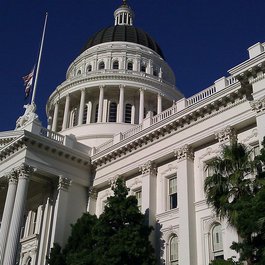 District, Sacramento Photo #2 by denishiza from pixabay