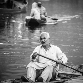 Dal Lake, Srinagar Photo #9 by suketdedhia from pixabay