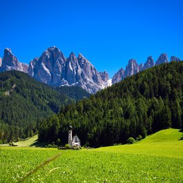 Little Italy, Italy Photo #1 by giampaolo555 from pixabay
