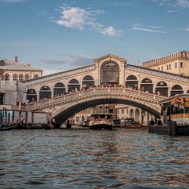 Rialto Bridge, Venezia Photo #6 by peter89ba from pixabay