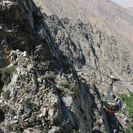Palm Springs Aerial Tramway, Palm Springs Photo #1 by oomer from pixabay