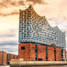 Elbphilharmonie Hamburg, Hamburg Photo #1 by Huskyherz from pixabay