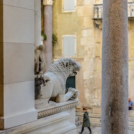 Diocletian's Palace, Split Photo #4 by user32212 from pixabay