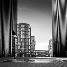 Medienhafen Düsseldorf, Düsseldorf Photo #7 by 652234 from pixabay