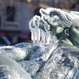 Trafalgar Square, London Photo #9 by Stevebidmead from pixabay