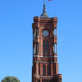 Rotes Rathaus, Berlin Photo #5 by betexion from pixabay