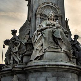Buckingham Palace, England Photo #9 by AG-Pics from pixabay