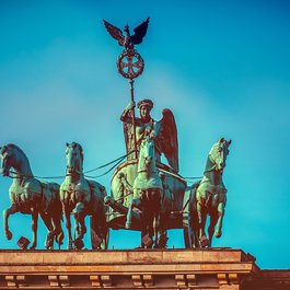 Brandenburg Gate, Berlin Photo #7 by Couleur from pixabay