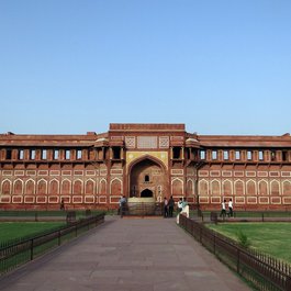 Agra Fort, Agra Photo #3 by sarangib from pixabay