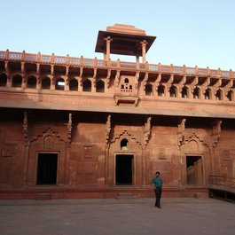 Agra Fort, Agra Photo #8 by sarangib from pixabay