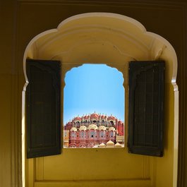 City Palace, Jaipur, Jaipur Photo #2 by rk822827 from pixabay