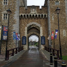 Cardiff Castle, Cardiff Photo #3 by timcela from pixabay