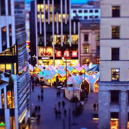 Christmas Market, Düsseldorf Photo #5 by 652234 from pixabay