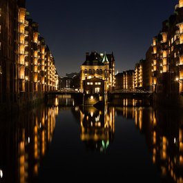 Elbphilharmonie Hamburg, Hamburg Photo #8 by iphotoklick from pixabay