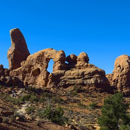 Turret Arch, Canyonlands National Park Photo #2 by MikeGoad from pixabay