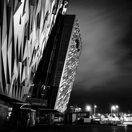 Ulster Museum, Belfast Photo #1 by Stephen118 from pixabay
