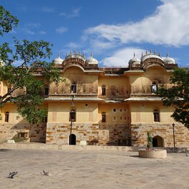 Nahargarh Fort, Jaipur Photo #1 by sarangib from pixabay