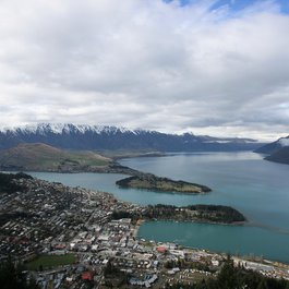Lake Wakatipu, New Zealand Photo #8 by Nel_Botha-NZ from pixabay