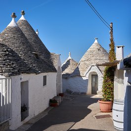 Trullo, Puglia Photo #8 by Glavo from pixabay