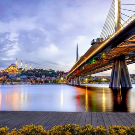 Istanbul, Turkey Photo #1 by Alpcem from pixabay