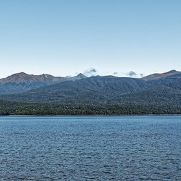 Lake Te Anau, Te Anau Photo #5 by Makalu from pixabay