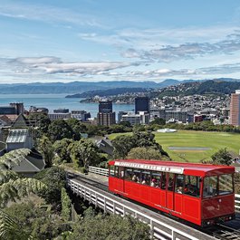 Wellington Cable Car, Wellington Photo #1 by Makalu from pixabay