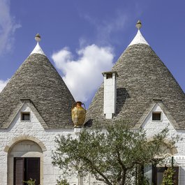 Trullo, Puglia Photo #9 by lovingimages from pixabay