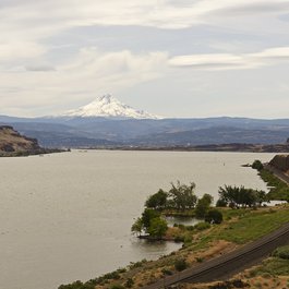 Mount Hood, Oregon Photo #7 by jdblack from pixabay