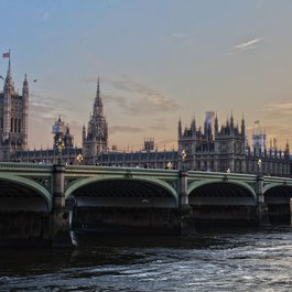 Tower Bridge, London Photo #2 by derwiki from pixabay