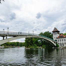 Treptower Park, Berlin Photo #2 by Morgengry from pixabay