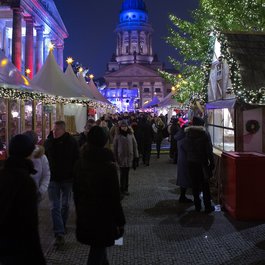 Gendarmenmarkt, Berlin Photo #5 by RonPorter from pixabay